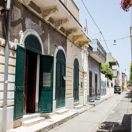 La Casa Di Giulia Riposto